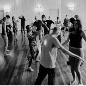 Elke 2e zondagochtend vrij en bewust dansen bij Ecstatic Dance Hoorn