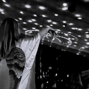 Vrij dansen bij Ecstatic Dance Hoorn op de 4e vrijdagavond van de maand